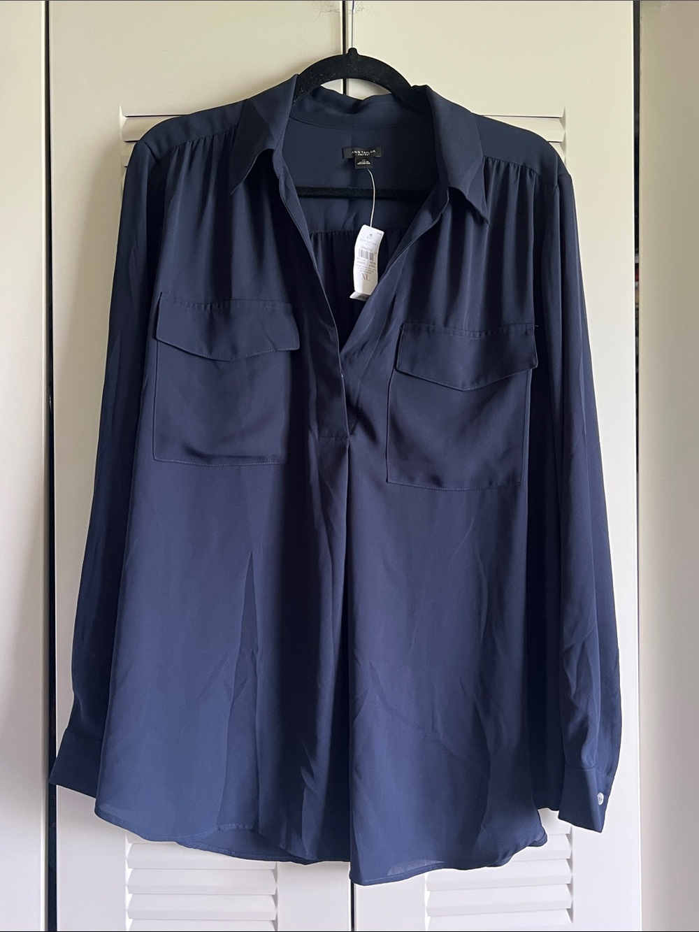 Ann Taylor - Dark Navy Blouse - Size XL - NWT